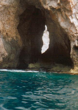 blue_grotto.jpg, 30/12/01, 26 kB